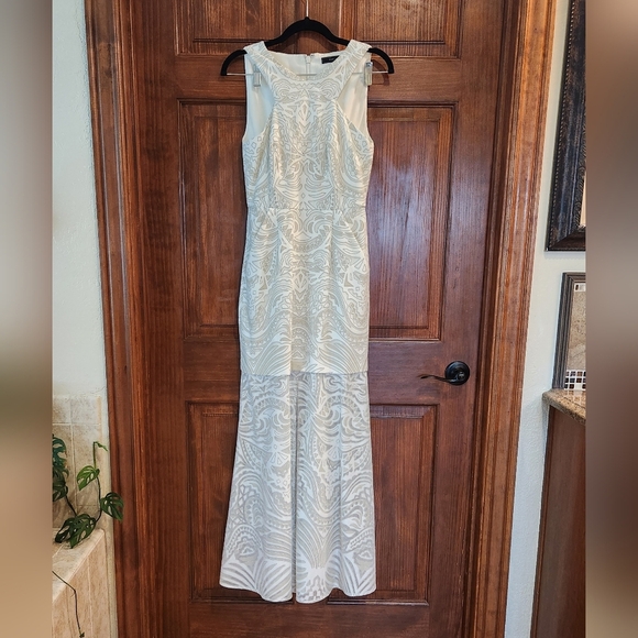 BCBGMaxAzria Everlie White Ivory Lace Sheer Floor Length Geometric Dress - Picture 1 of 14